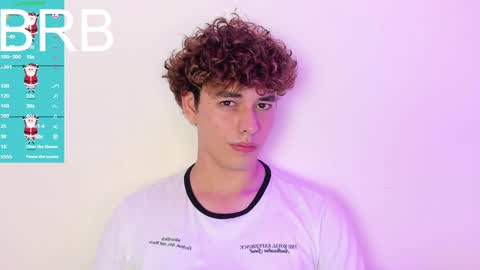 Snapshot of xhans17 chatting on December 2024 10:23:02 PM xhan online show from December 2024 10:23:02 PM