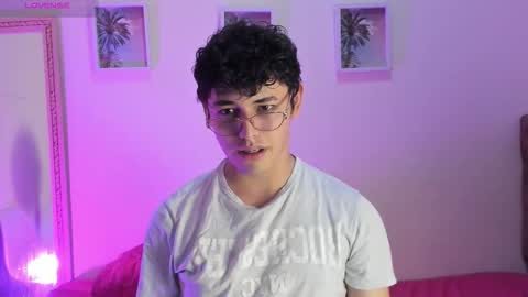 Snapshot of xhans17 chatting on November 2025 04:21:01 AM xhan online show from November 2025 04:21:01 AM