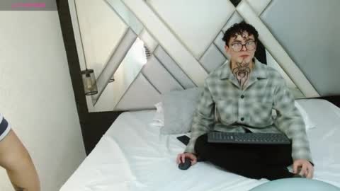 Marco and Veronica online show from March 2025 04:49:01 AM