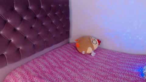 Xia online show from February 2025 10:09:02 PM