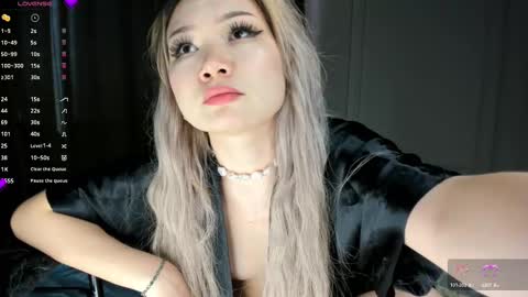 Snapshot of xiao_mei_ chatting on February 2025 06:49:02 AM Sweetie online show from February 2025 06:49:02 AM