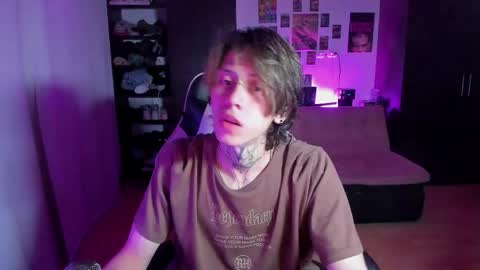 xIce Boy online show from April 2026 02:58:02 AM