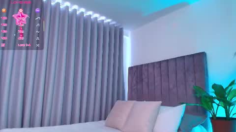 XIMENA LOPEZ online show from July 2026 06:35:01 PM