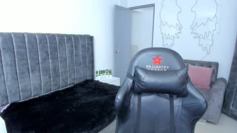 xiomara_cortes online show from October 2025 07:14:02 PM