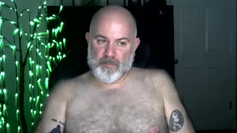 Snapshot of xjohnniex77 chatting on December 2025 03:57:01 AM MrSlowBurn77 online show from December 2025 03:57:01 AM