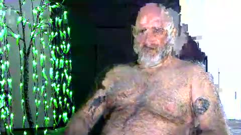 Snapshot of xjohnniex77 chatting on December 2025 03:58:02 AM MrSlowBurn77 online show from December 2025 03:58:02 AM