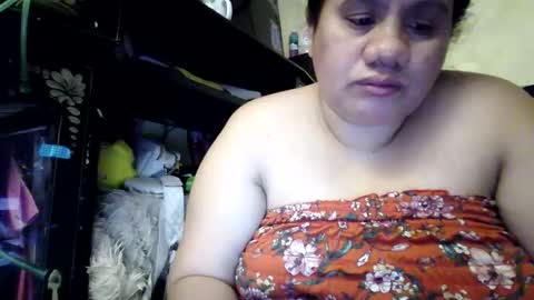 xjuicytits online show from February 2026 12:28:01 AM