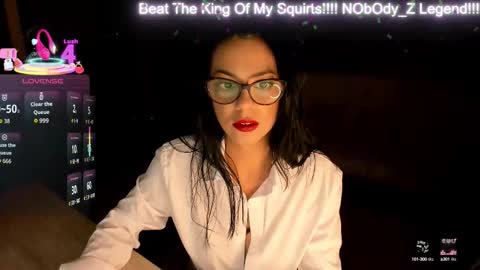 Lara online show from September 2025 08:58:02 PM