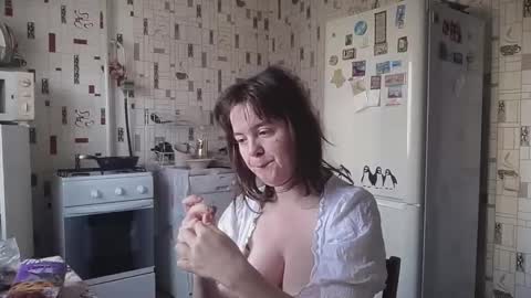 Snapshot of xlunasexyx chatting on November 2025 06:34:01 AM Luna online show from November 2025 06:34:01 AM