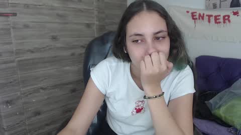 Snapshot of xlunna chatting on December 2024 03:08:02 PM lunna online show from December 2024 03:08:02 PM