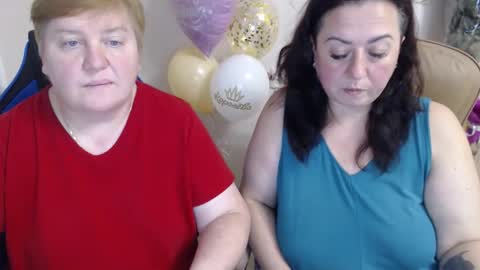 Snapshot of xmollyjanex chatting on October 2025 03:23:02 PM XMollyJaneX online show from October 2025 03:23:02 PM