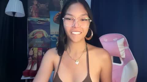 Snapshot of xmonica_cummerx chatting on February 2025 07:35:01 AM Sweet Monica online show from February 2025 07:35:01 AM