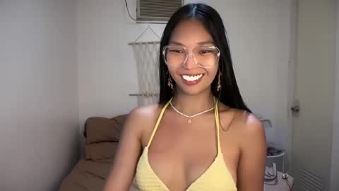 Snapshot of xmonica_cummerx chatting on February 2025 05:56:01 AM Sweet Monica online show from February 2025 05:56:01 AM