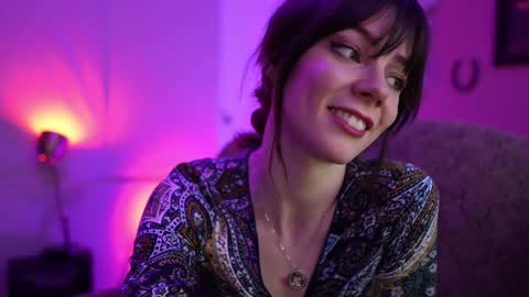 Bella Bondai online show from February 2025 03:12:02 PM