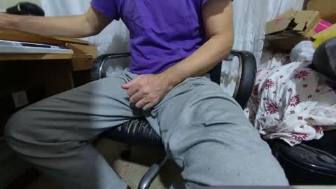 Snapshot of xrokettt chatting on October 2025 10:43:02 PM xrokettt online show from October 2025 10:43:02 PM