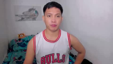 xsebastian19 online show from April 2026 06:49:02 PM