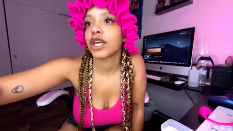 Snapshot of xstargazingx chatting on September 2025 06:41:02 PM xStarGazingx online show from September 2025 06:41:02 PM