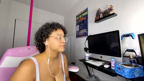 Snapshot of xstargazingx chatting on October 2025 05:16:02 AM xStarGazingx online show from October 2025 05:16:02 AM