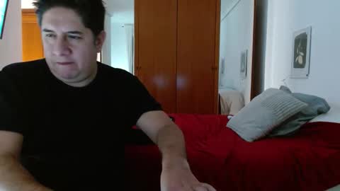 Snapshot of xthiagoxevax chatting on December 2025 09:05:02 AM thiagoeva online show from December 2025 09:05:02 AM