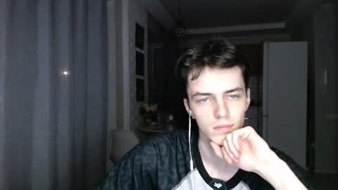 traqqq online show from July 2026 07:45:01 PM