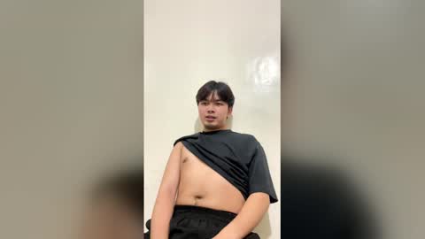 Kyle online show from December 2025 03:43:01 PM