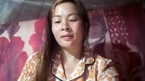 xuxulove00 online show from September 2025 11:32:01 AM