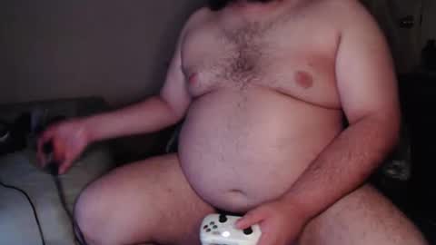 Snapshot of xweedpal420x chatting on May 2026 04:07:02 AM fatballcumslinger476 online show from May 2026 04:07:02 AM