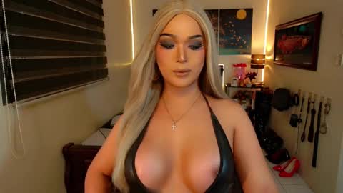 K E L L Y online show from March 2026 08:27:02 PM