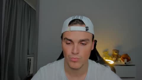 raul online show from September 2025 11:51:01 PM