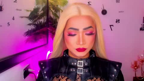 xxasian_goddessxx online show from March 2026 05:01:02 AM
