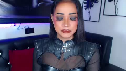 xxasian_goddessxx online show from July 2026 06:01:02 PM