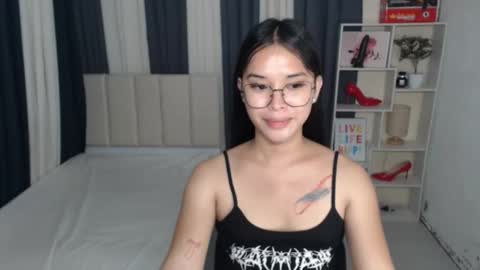 Snapshot of xxbigcockchloexx chatting on September 2025 12:17:02 PM CHLOES ROOM online show from September 2025 12:17:02 PM