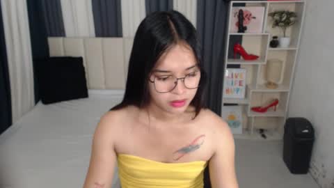 Snapshot of xxbigcockchloexx chatting on September 2025 09:23:02 AM CHLOES ROOM online show from September 2025 09:23:02 AM