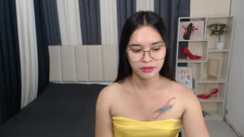 Snapshot of xxbigcockchloexx chatting on October 2025 04:49:02 PM CHLOES ROOM online show from October 2025 04:49:02 PM