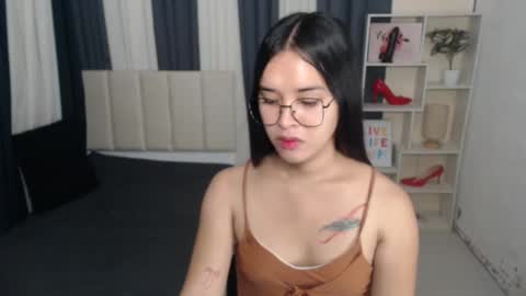 Snapshot of xxbigcockchloexx chatting on October 2025 05:45:01 PM CHLOES ROOM online show from October 2025 05:45:01 PM