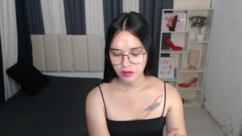 Snapshot of xxbigcockchloexx chatting on October 2025 05:47:01 PM CHLOES ROOM online show from October 2025 05:47:01 PM