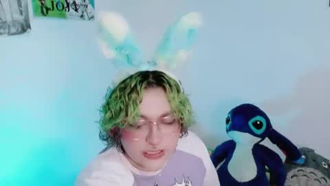 xxgreengoodxx online show from April 2026 09:01:02 PM