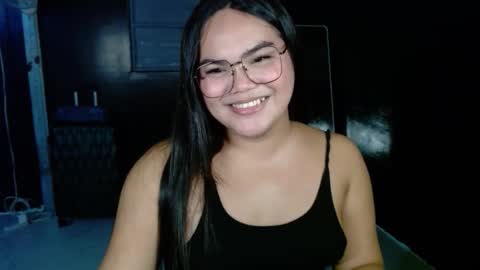 Kylie Smith online show from October 2025 05:56:01 PM