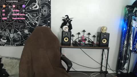 Lilith online show from January 2025 07:03:01 AM