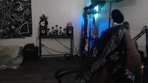 Lilith online show from January 2025 06:03:01 AM