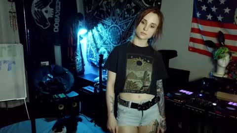 Lilith online show from April 2026 02:51:02 AM