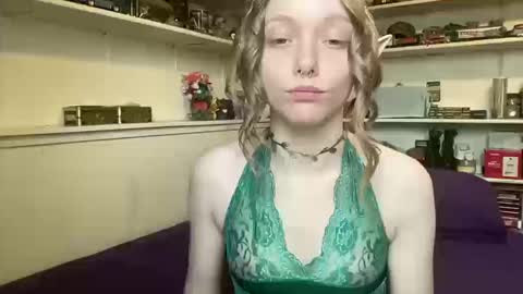 Snapshot of xxloveanastasia chatting on October 2025 05:23:02 PM LoveAnastasia online show from October 2025 05:23:02 PM