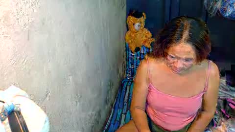 xxloveheart online show from December 2025 07:00:01 PM