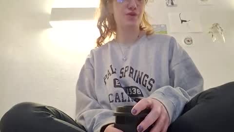 xxmariebliss online show from February 2026 03:42:01 PM