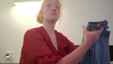 Snapshot of xxmariebliss chatting on June 2026 12:22:02 AM xxmariebliss online show from June 2026 12:22:02 AM