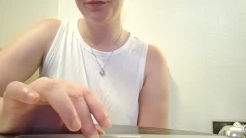 Snapshot of xxmariebliss chatting on July 2026 03:48:02 PM xxmariebliss online show from July 2026 03:48:02 PM