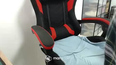 Snapshot of xxmonsterbigcockxx chatting on October 2025 02:12:02 AM Kaycee online show from October 2025 02:12:02 AM