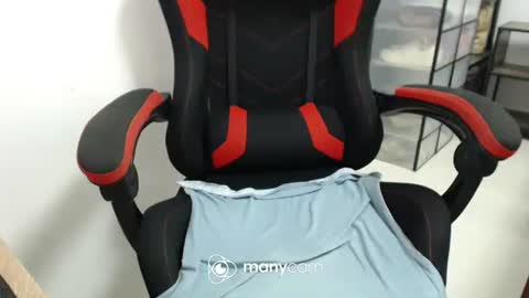 Snapshot of xxmonsterbigcockxx chatting on October 2025 02:00:01 AM Kaycee online show from October 2025 02:00:01 AM