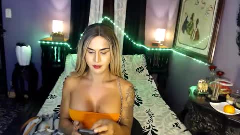 Snapshot of xxqueenofperfectionxx chatting on January 2025 03:29:02 PM urperfection kelly online show from January 2025 03:29:02 PM