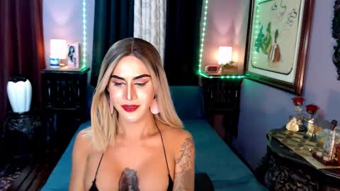 urperfection kelly online show from January 2025 01:58:02 PM